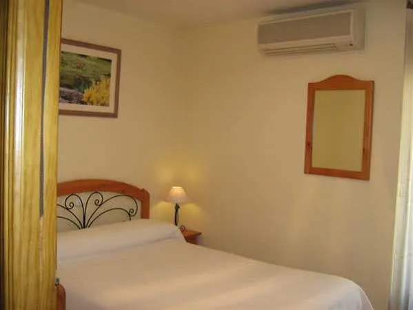 Oyo El Gato Guest house 2*