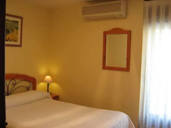 Guest house Oyo El Gato 2*