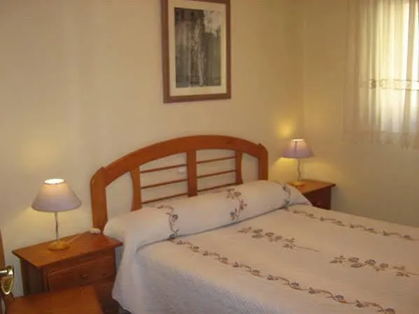 Oyo El Gato Guest house Segovia