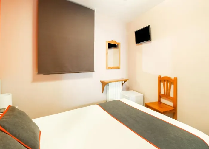 Guest house Oyo El Gato 2*