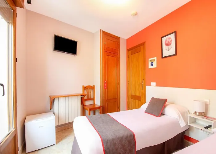 Guest house Oyo El Gato 2*